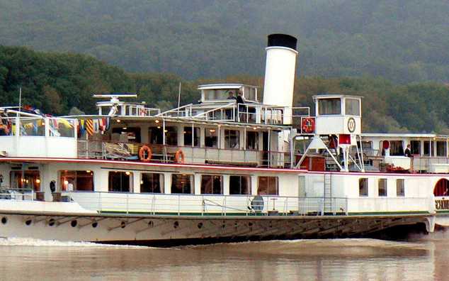 Dampfschiff Schönbrunn